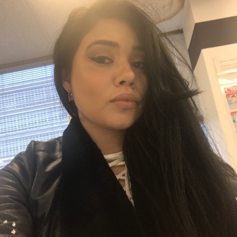 Meet your Posher, Lucy